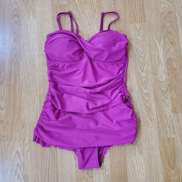 Shore Shapes Swimwear Ruched One Piece Swim Dress sz 8 - Picture 1 of 9